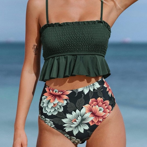 Cupshe Other - CUPSHE Women's High Waist Ruffle Two Piece Bikini-XS